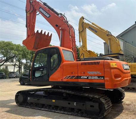 Được sử dụng trong tình trạng tốt Máy đào thủy lực Doosan DX225LC