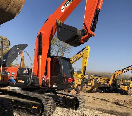 Tình trạng tốt, cũ 19400KG Orange Hitachi Excavator Zx200 với động cơ ISUZU AA-6BGIT